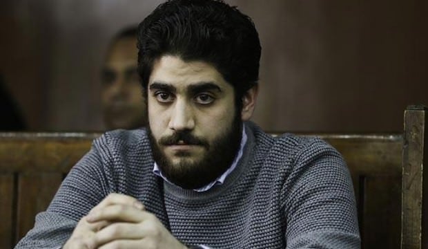 Mısır'da o da babası gibi gece yarısı defnedildi