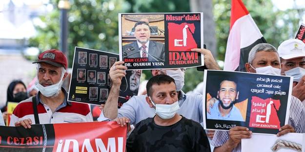 Mısır'daki idam kararlarına İstanbul'da protesto