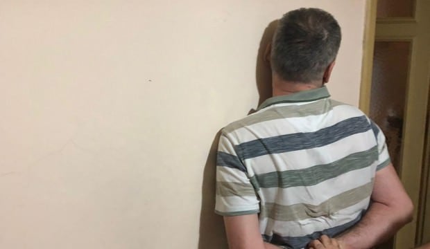 MİT tespit etti, emniyet kıskıvrak enseledi!