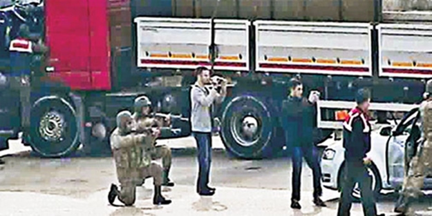 MİT tırları davasında kritik isim enselendi!