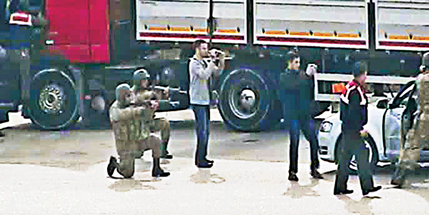 MİT TIR’larını durduran 13 askere müebbet talebi