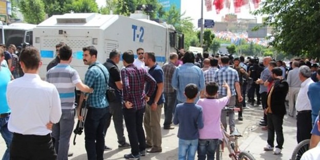Miting sonrası Ak Partililere saldırı
