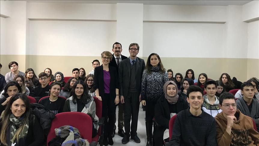 Mitsubishi Electric öğrencilerle seminerde bir araya geldi