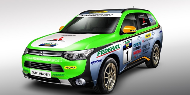 Mitsubishi outlander PHEV ikinci kez Asia Cross Country Rallisi'ne katılacak