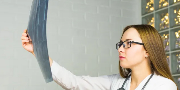 Miyom nedir? Miyom tedavisi nasıl yapılır? Bu uyarıya dikkat!