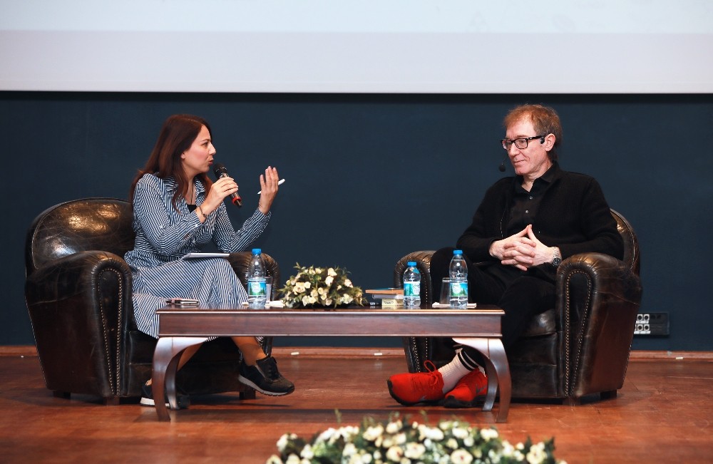 Mizah ustasından gençlere tavsiyeler 