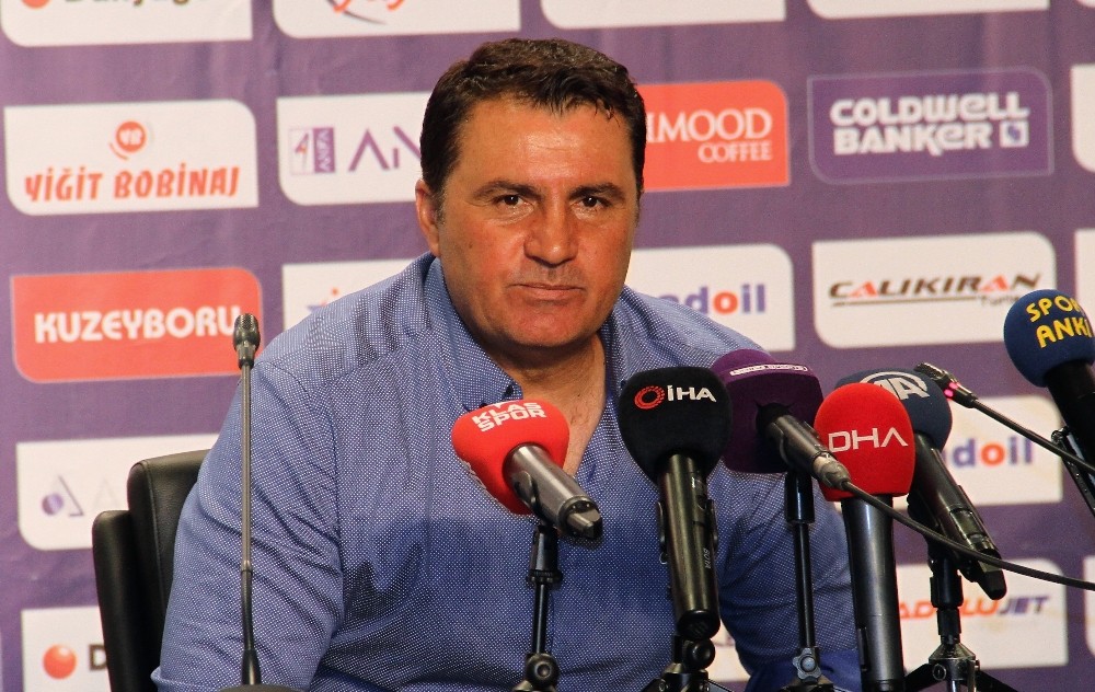 MKE Ankaragücü’nden ayrılan Teknik Direktör Mustafa Kaplan, Gençlerbirliği ile anlaştı. İmzalar perşembe günü atılacak. 