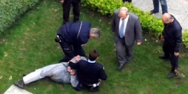 M.Kemal'e bu sefer baltayla saldırdılar!