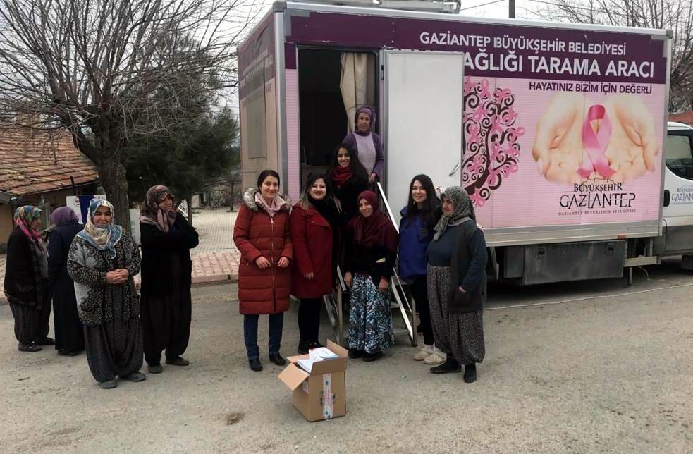 Mobil kanser tarama aracıyla örnek hizmet 