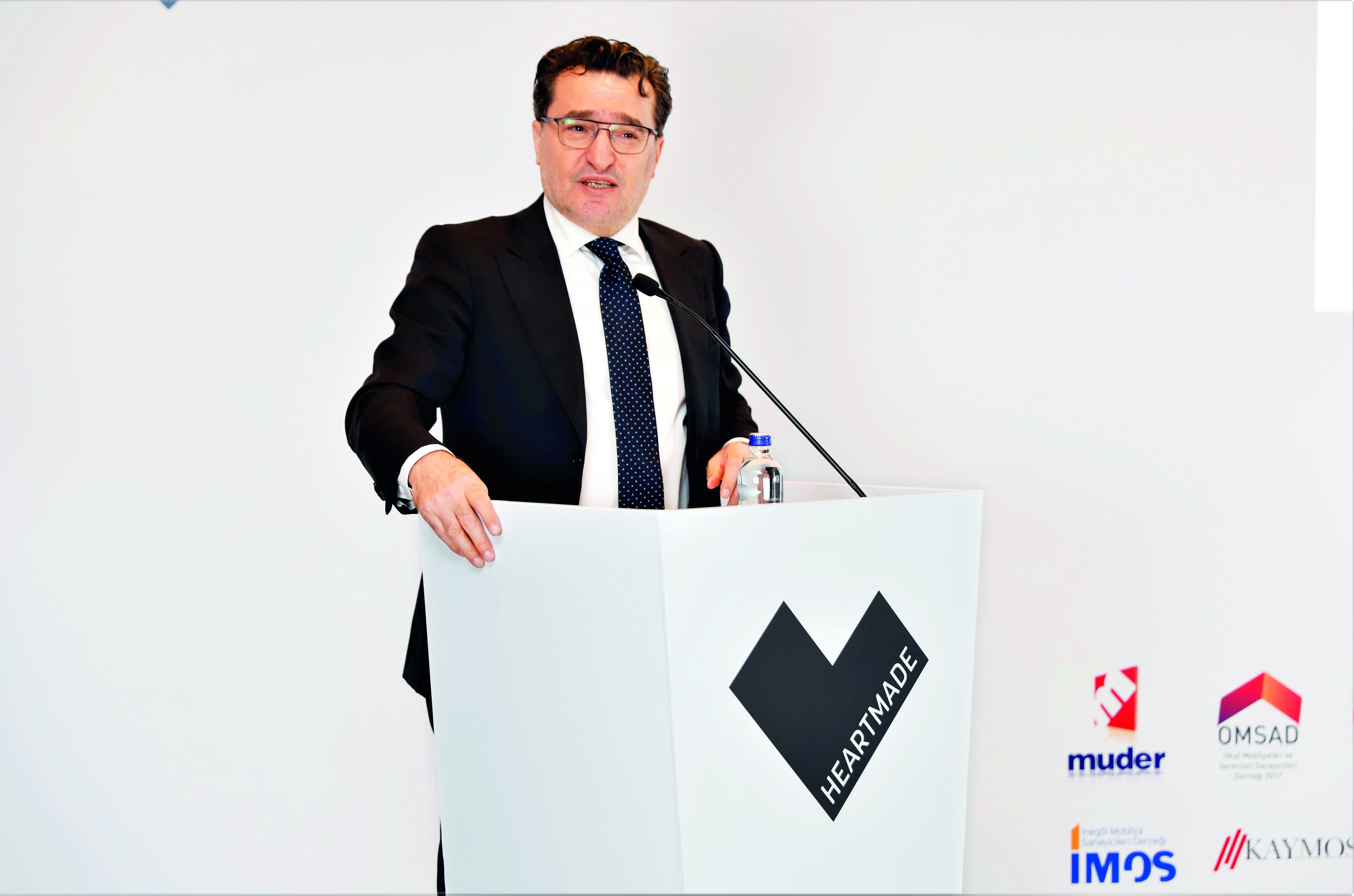 Mobilyacılarımız ‘Heartmade Furniture’ platformuyla tüm dünyaya açılacak