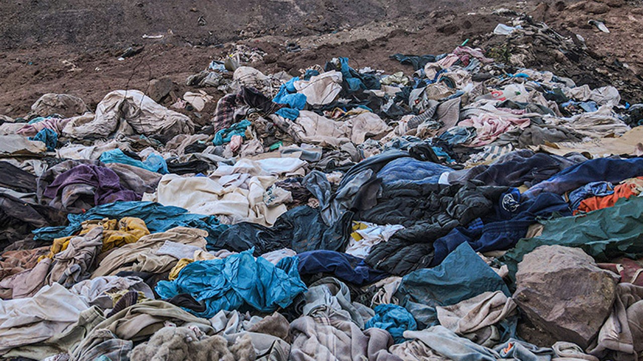 Moda mezarlıkları gerçek oldu! Tekstil atıkları yoksul ülkeleri boğuyor