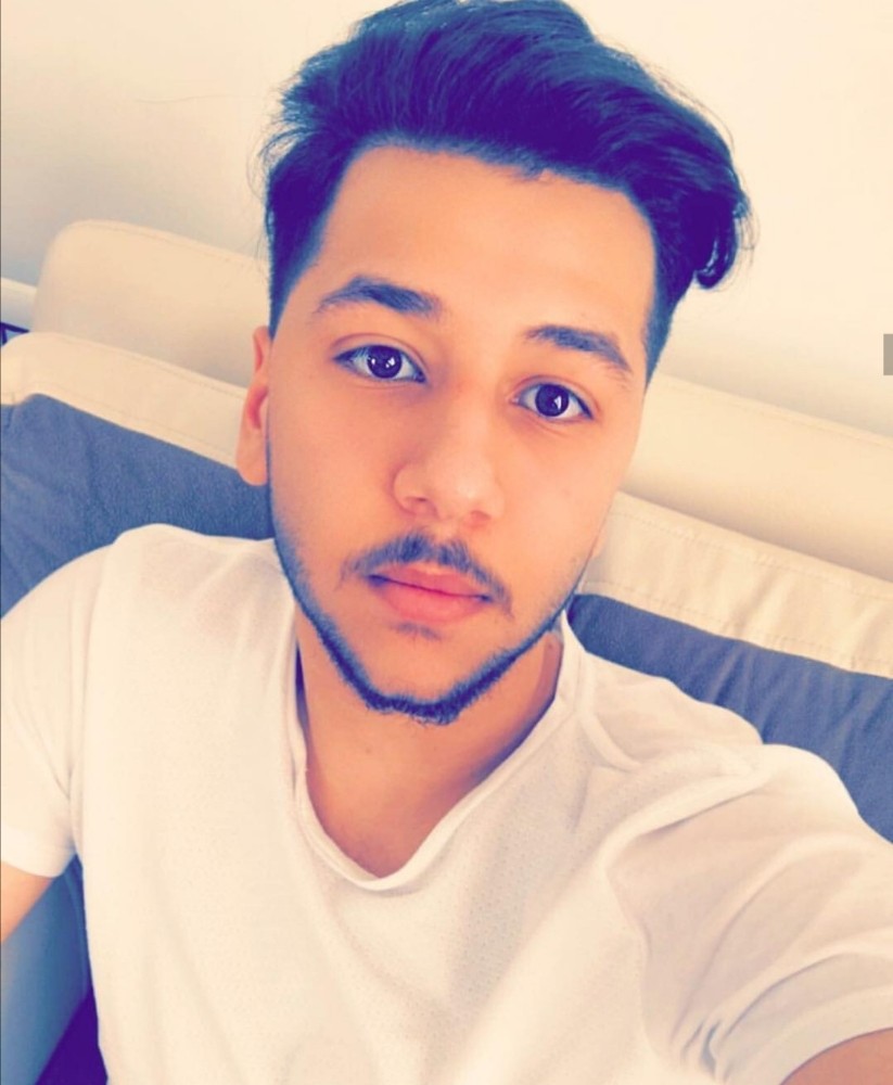 Model Karzan Ibrahim Shingaly: 