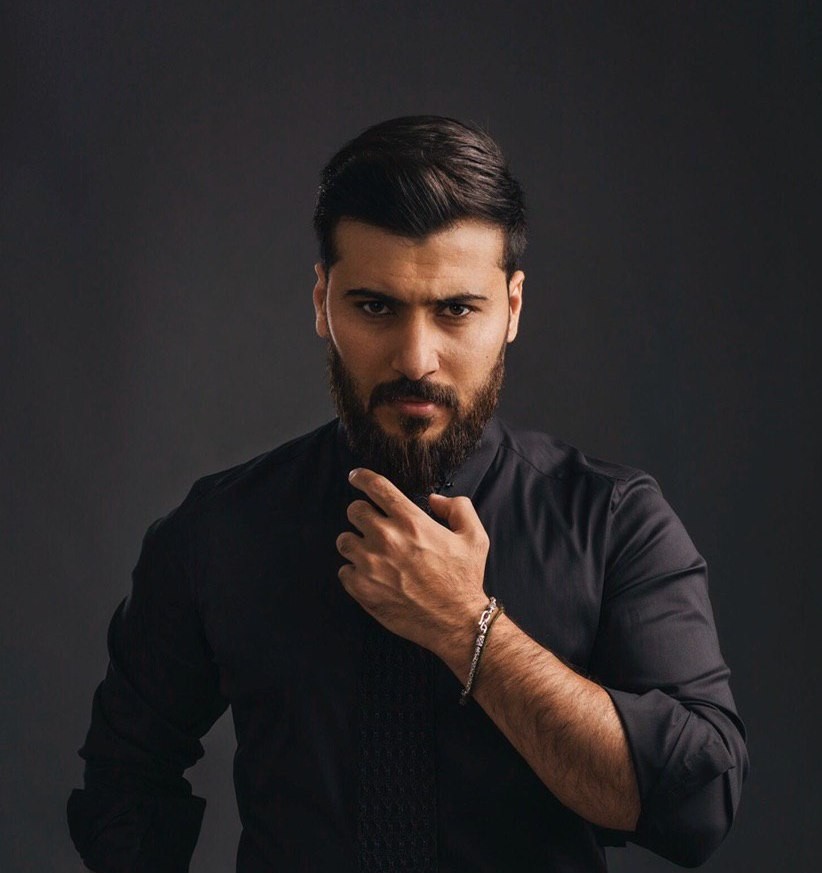 Model Rezan Sinjari’den mağdur ailelere yardım 