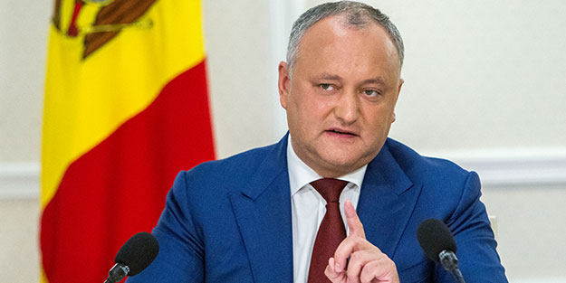 Moldova Devlet Başkanı görevden alındı