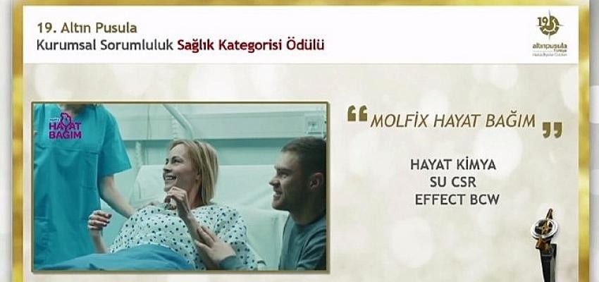 Molfix’e Altın Pusula ödülü