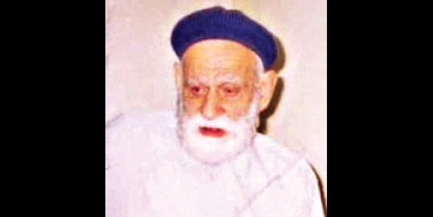Molla Sadreddin dualarla anılıyor