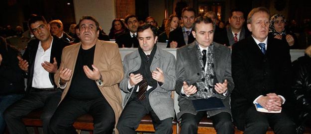 Mölln faciasında hayatını kaybedenler anıldı