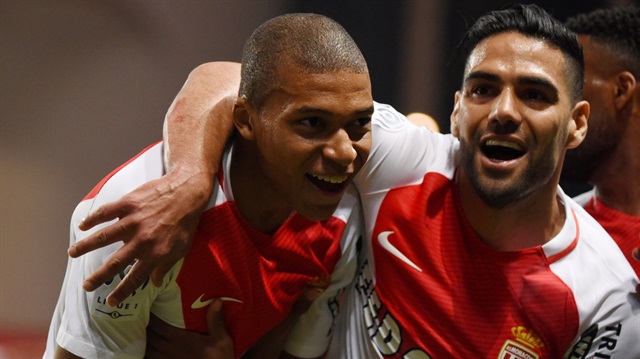 Monaco Falcao'yu takımda tutmak istiyor