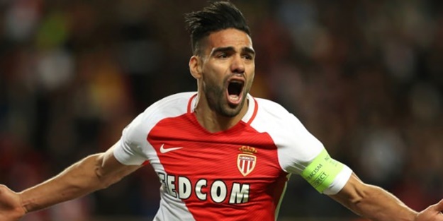 Monaco resmen açıkladı: Galatasaray'a Falcao şoku!