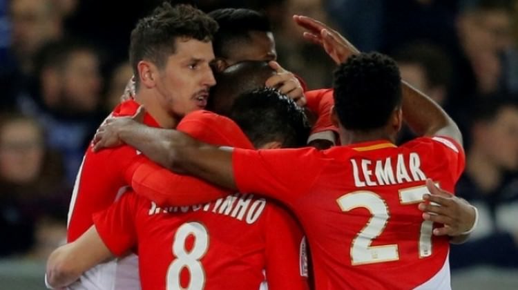 Monaco'ya 45 dakika yetti!