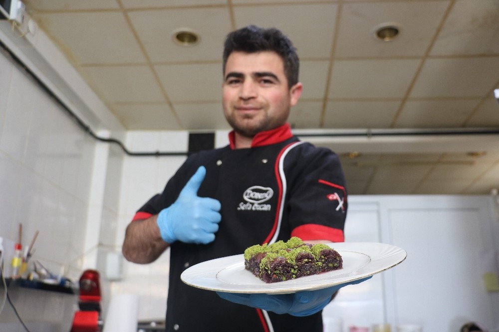 Mor baklava ile göbek derdine son 