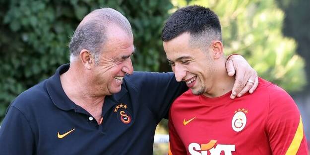 Morutan sahne alıyor!