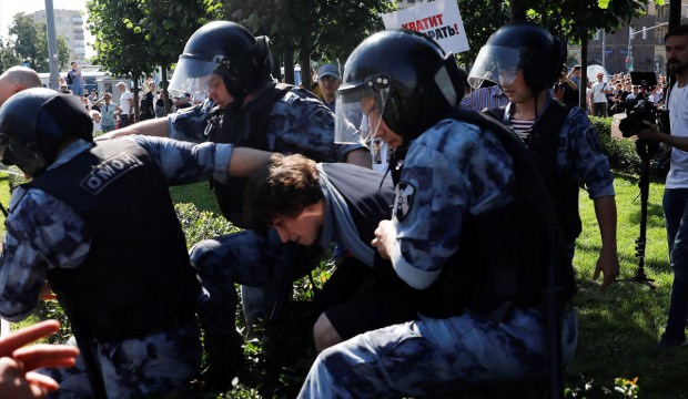 Moskova sokaklarını doldurdular! Protestolar devam ediyor