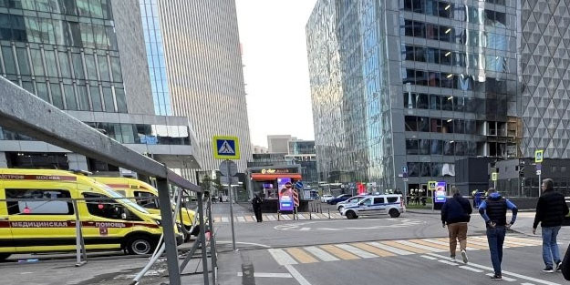 Moskova'da kanlı saldırı! Çok sayıda ölü ve yaralı var