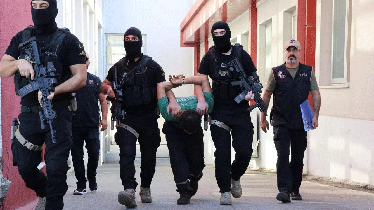 MOSSAD'a bir darbe daha! Gözaltılar başladı