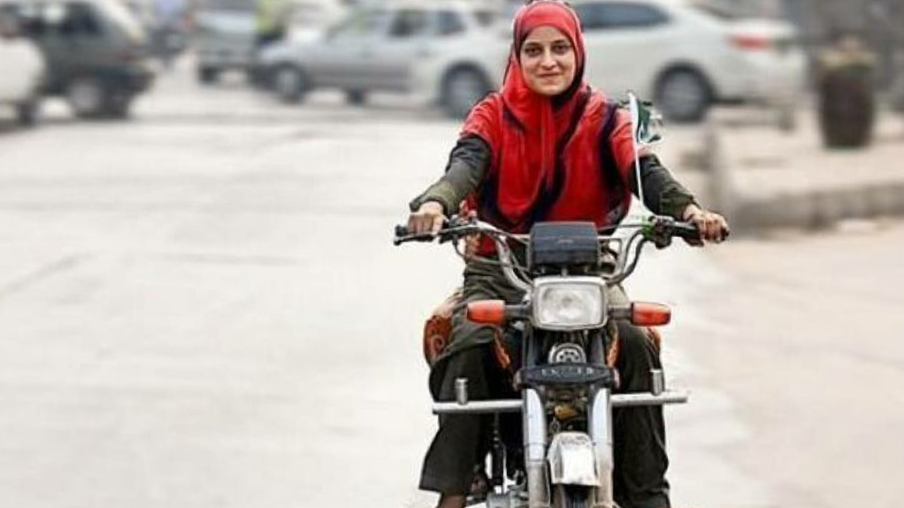 Motorlu kızlar etkinliği planladı, anında mühürlendi!