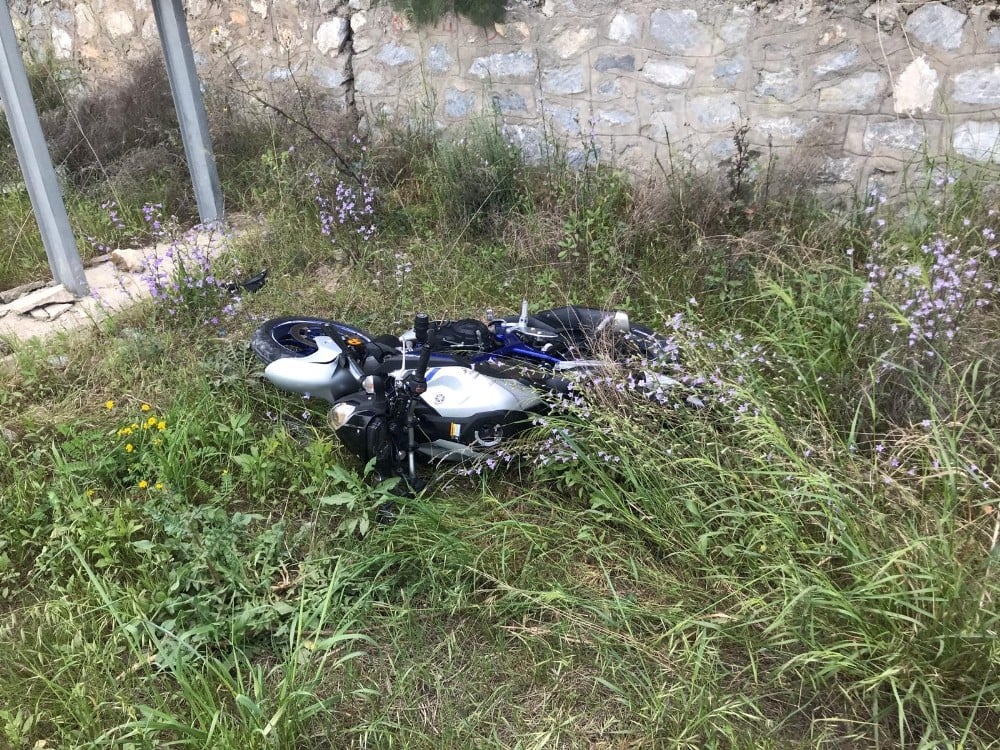 Motosiklet hırsızı suçüstü yakalandı 