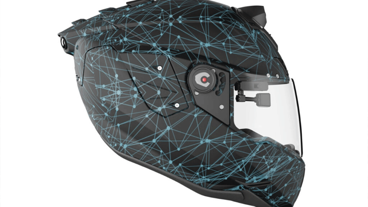 Motosiklet tutkunlarına devrim! Yapay zekalı kasklar yola çıkıyor