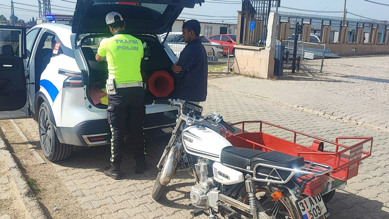 Motosikletin üzerine yatarak tehlike saçtı, cezası motosiklet fiyatını geçti