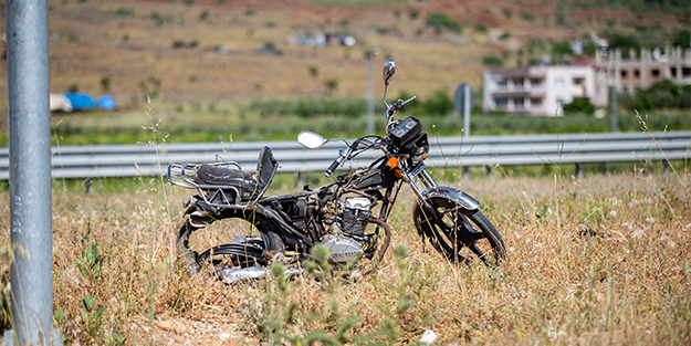 Motosikletli baba oğulun feci ölümü