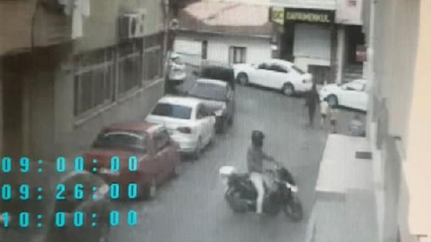 Motosikletli soyguncular Kağıthane'de görüldü