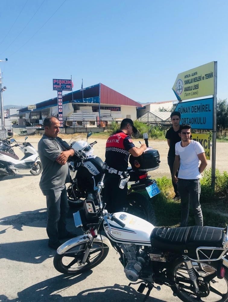 Motosikletlilere yönelik sıkı denetim 