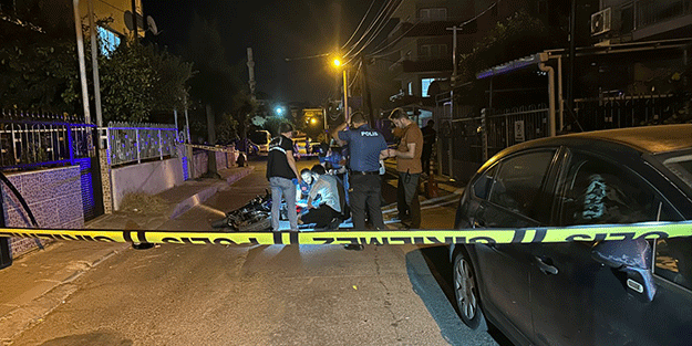 Motosikletliyi öldürmek için pusu kurdular! İzmir'de inanılmaz anlar