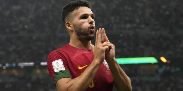 Mourinho ısrarcı! Fenerbahçe'ye Fransa'dan 65 milyon euroluk golcü!