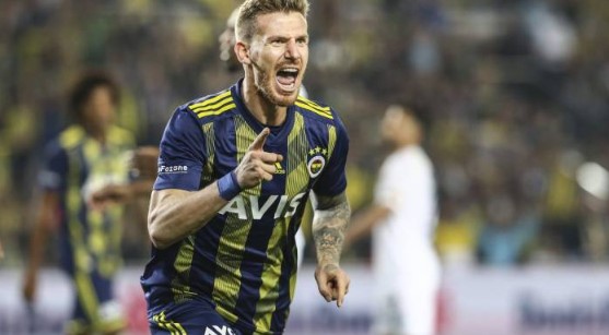 Mourinho izin verdi! Fenerbahçe'de Serdar Aziz'in geleceği belli oldu