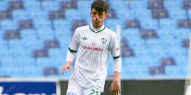 Mourinho, Türk yıldızın peşinde