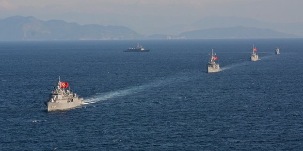 MSB duyurdu: Savaş gemileri Cezayir limanına intikal ediyor