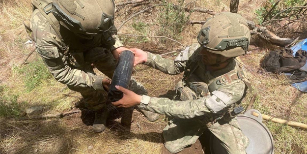 MSB duyurdu! Teröristlere ait silah ve mühimmat ele geçirildi