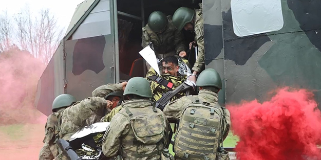 MSB görüntüleri paylaştı! Gerçeği aratmayan tatbikat