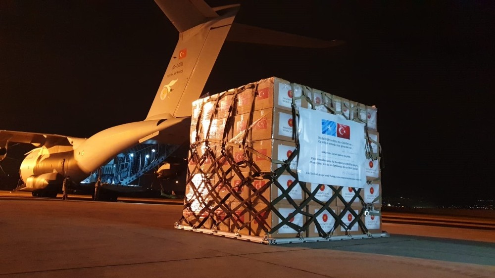 MSB: “TSK’ya ait uçak tıbbi yardımlarıyla birlikte Somali’ye hareket etti” 