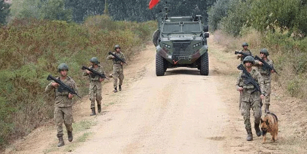 MSB: Yunanistan sınırında 12 kişi yakalandı