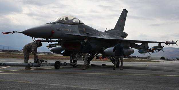 MSB'den F-16 paylaşımı! Hız kesmeden devam ediyor