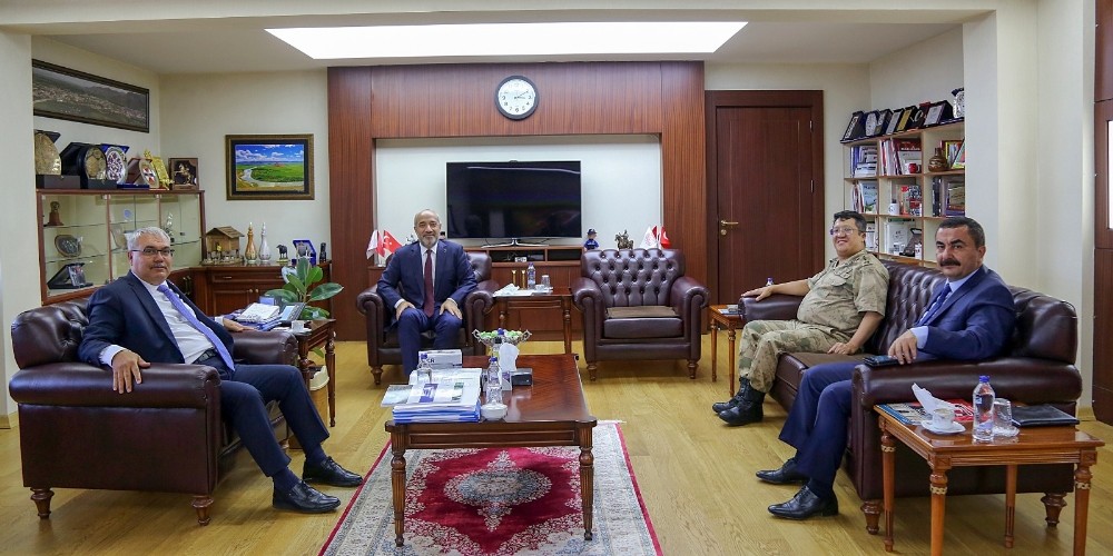 MŞÜ Rektörü Prof. Dr. Polat’tan Vali Gündüzöz ve Belediye Başkanı Asya’ya ziyaret 