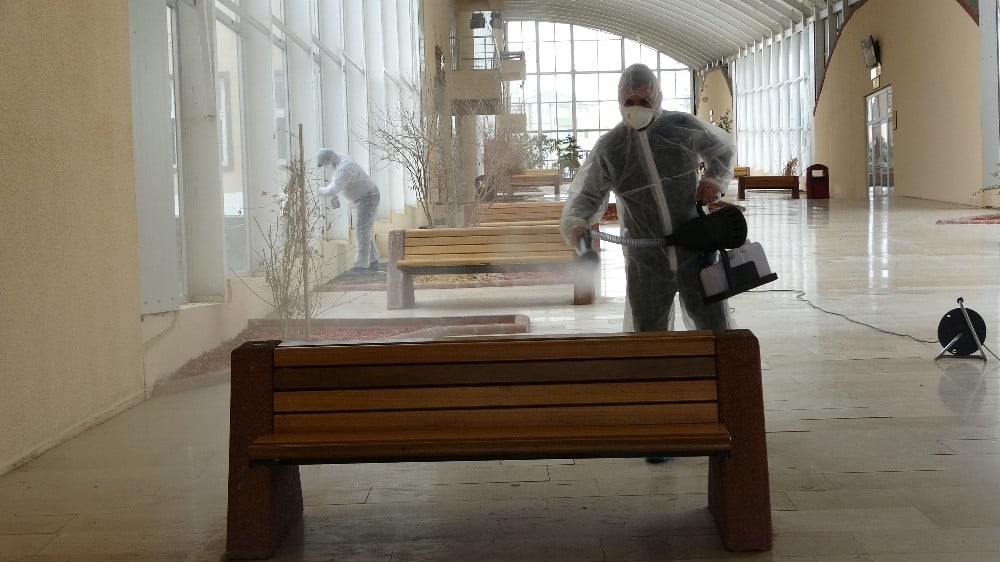 MŞÜ’de korona virüse karşı dezenfekte çalışması 