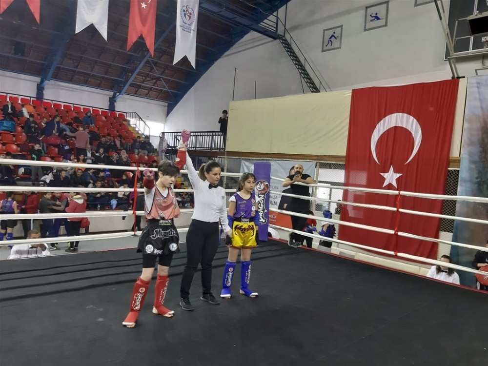 Muay Thai Türkiye Şampiyonasında 7 madalya 