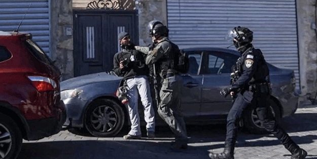 Mücahit Birinci İsrail'in bir devlet olmadığını böyle anlattı!